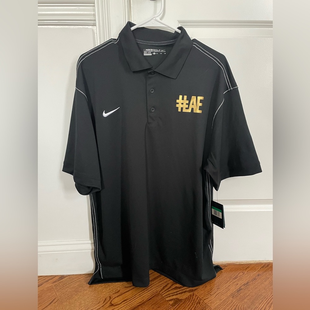 Men’s Nike golf polo- new with tags